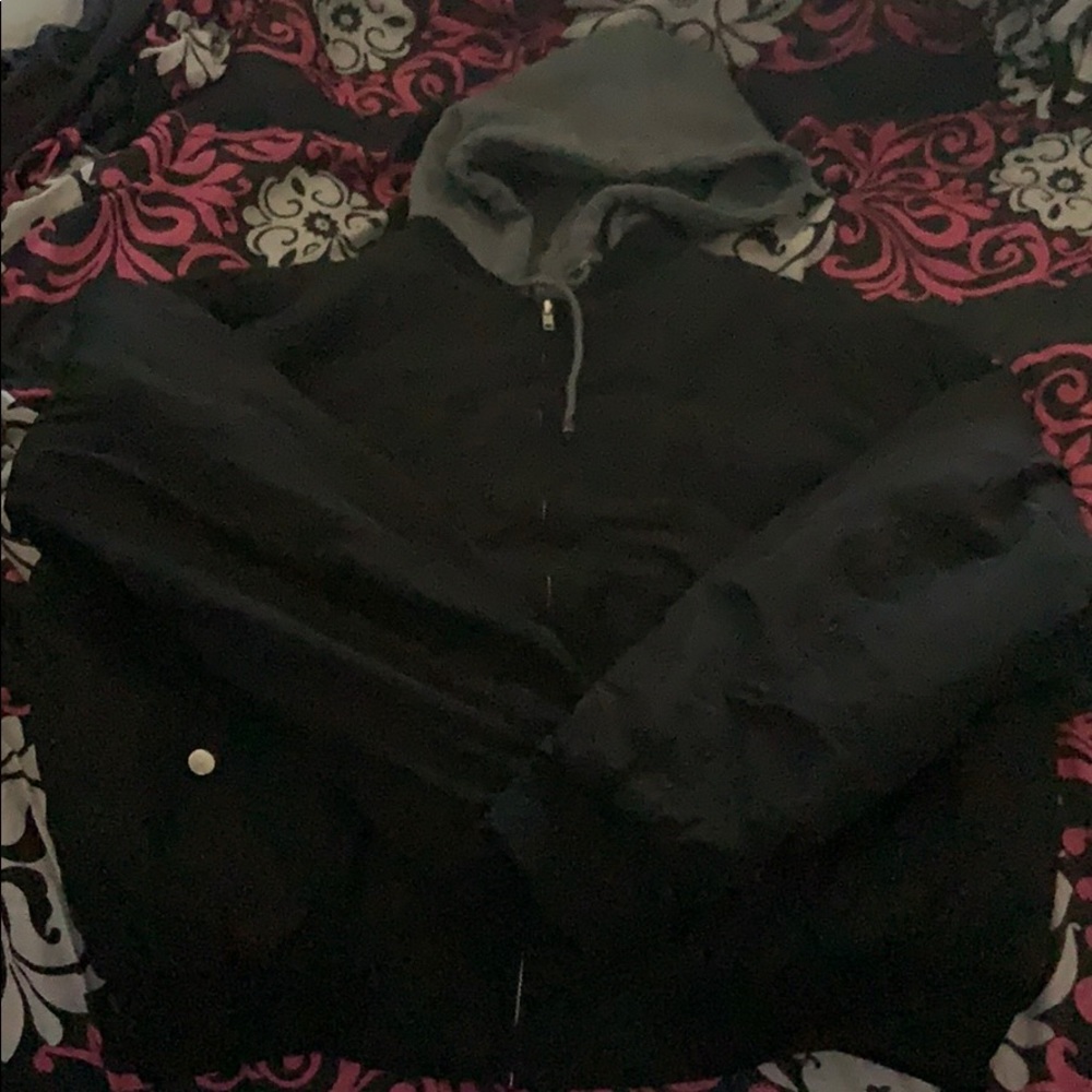 I’m selling this jacket